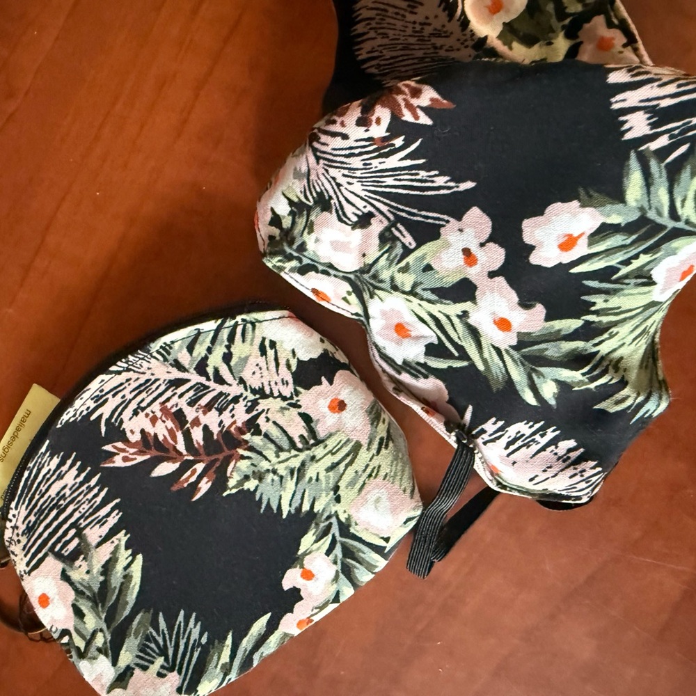 Floral Print Pouch + mask with Keyring